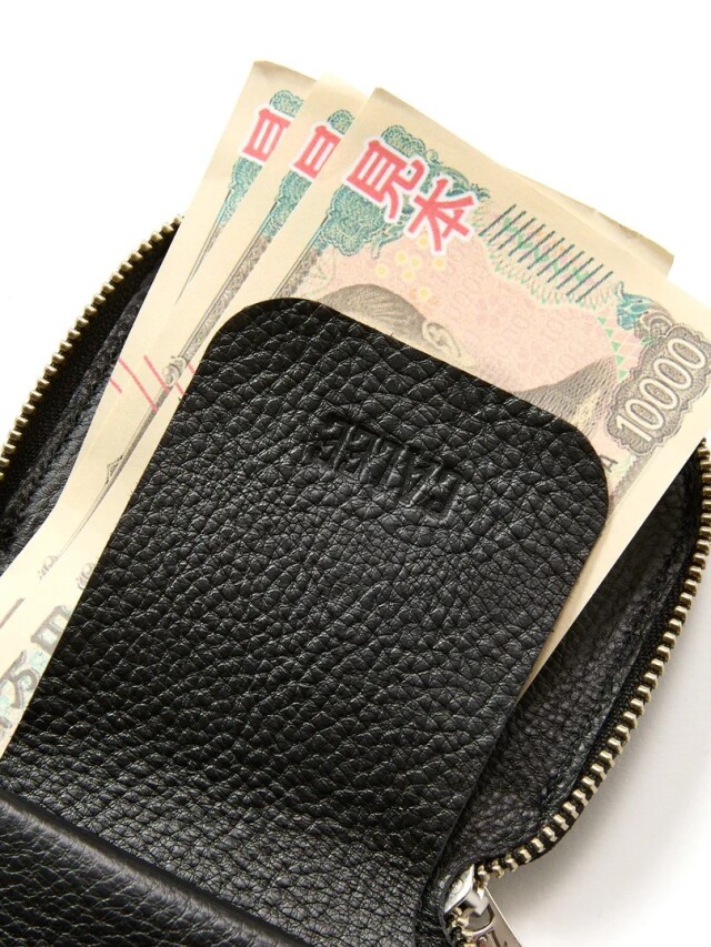 CALEE 「PLANE LEATHER ZIP MULTI WALLET ＜STUDS CHARM＞」 レザー