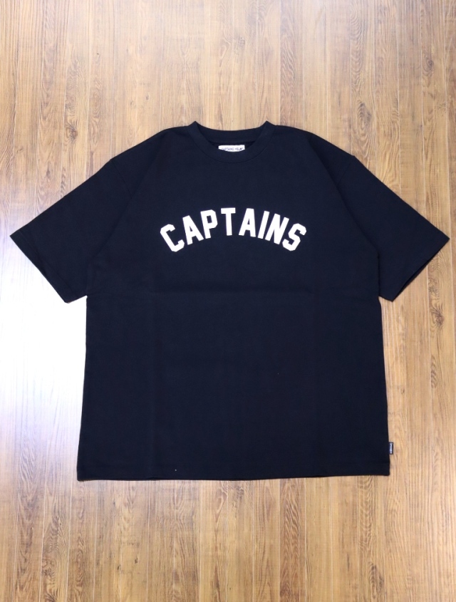 トップス CAPTAINS HELM JANIS&Co. GOD LOVES ME TEE CAPTAINS HELM JANIS&Co. GOD LOVES ME TEE - メルカリ