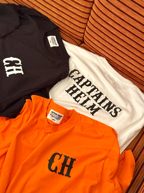 CAPTAINS HELM 「#LOCALS LOGO SS TEE」 プリントティーシャツ