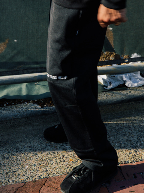 CAPTAINS HELM 「#PLEASURE SEEKERS TECH PANTS」 テック