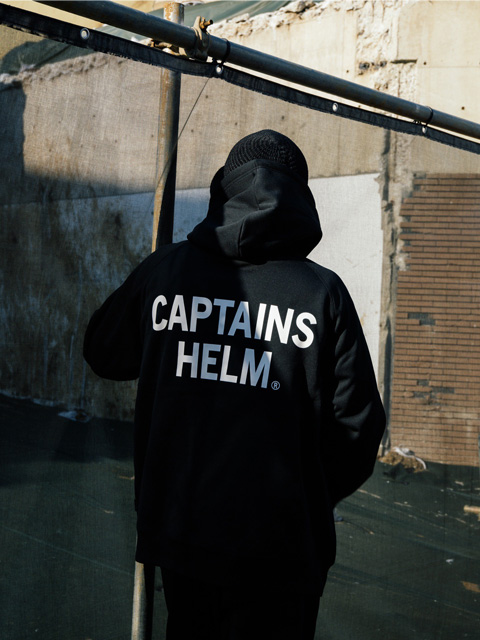 CAPTAINS HELM 「#PLEASURE SEEKERS TECH HOODIE」 テック プル