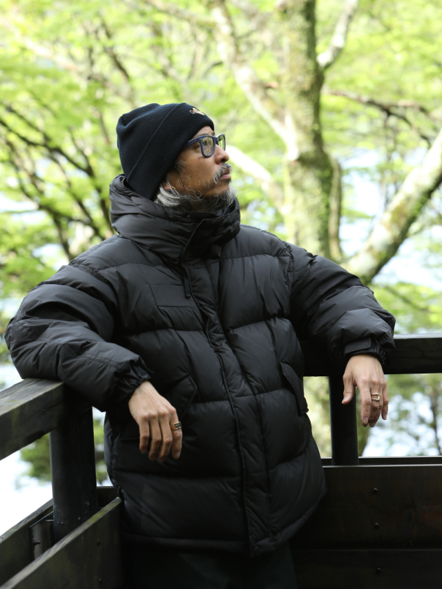 ブラックレーシングダウンジャケット A BATHING APE アベイシングエイプ 001HJ0801010X LEATHER