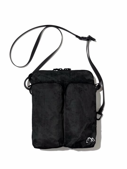 CMF OUTDOOR GARMENT　「SMART POUCH DYNEEMA」　ショルダーポーチ