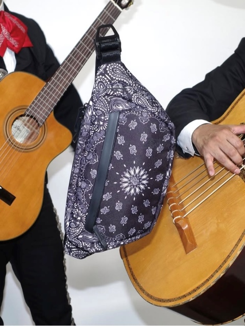 SABIN 6L SLING HIDE&SEEK ハイドアンドシーク×クローム CHROME × HIDE AND SEEK 30周年記念コラボバッグ「SABIN 6L