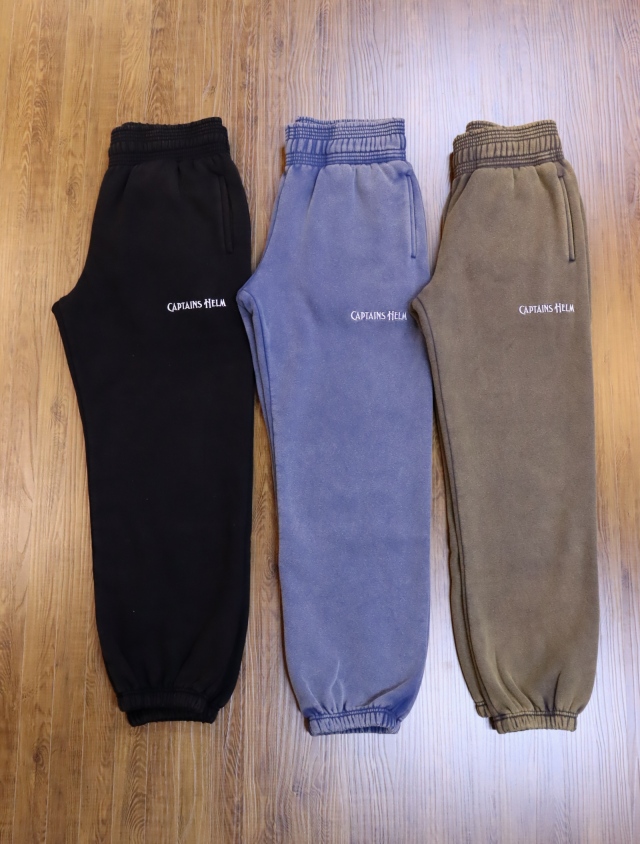 【NEW YEAR ITEM !!】CAPTAINS HELM　　「#VINTAGE LOGO SWEAT PANTS」  　スウェットパンツ