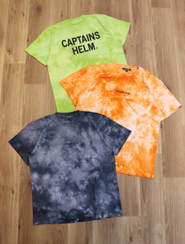 CAPTAINS HELM　「#HELM TIE-DYE SS TEE」  　タイダイ染め プリントティーシャツ