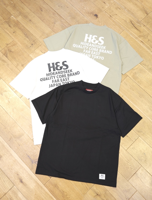 Hide and Seek　「H&S S/S Tee（26ss）」　ルーズフィット プリントティーシャツ