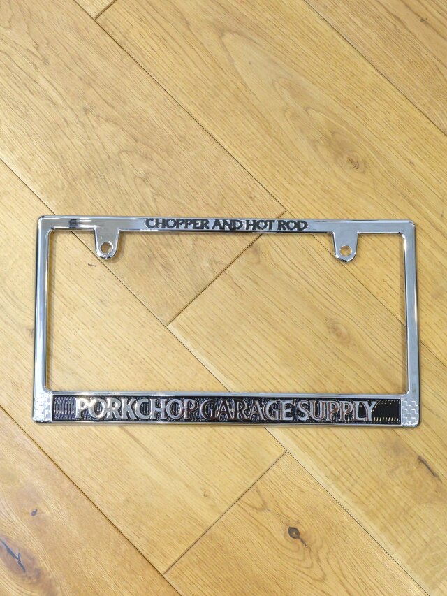 【10月11日 発売！】PORKCHOP GARAGE SUPPLY 　「RAISED LICENSE FRAME/CHROME」 　ライセンスフレーム