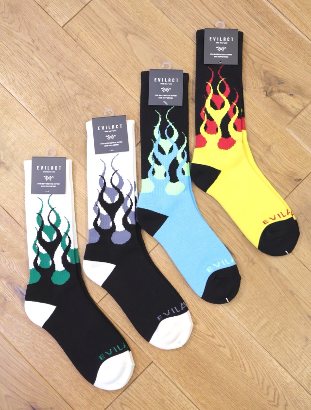 EVILACT 　　「FLAMES SOCKS」　ソックス