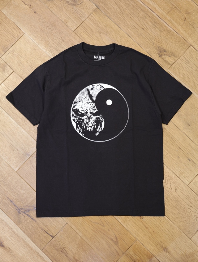 MASSES × Y's for men　「ROUND BODY SHORT SLV E / YIN YANG」　　プリントティーシャツ