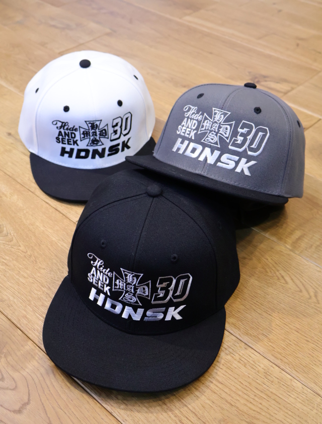 Hide and Seek 「30 Baseball CAP」 6パネル ベースボールキャップ