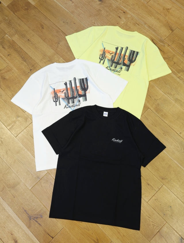 RADIALL 　「TOURS - CREW NECK T-SHIRT S/S」　プリントティーシャツ
