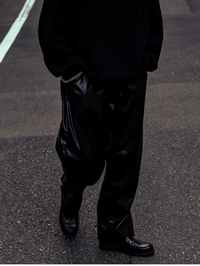 COOTIE 「Faux Leather 5 Pocket Wide Easy Pants」 5ポケット ワイド 