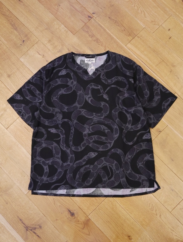 CALEE 「R/P KEY NECK WIDE SILHOUETTE SH」 キーネック プルオーバー 