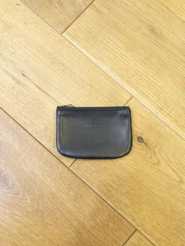 MASSES　「LEATHER PORCH S」　　レザーポーチ〈SMALL〉