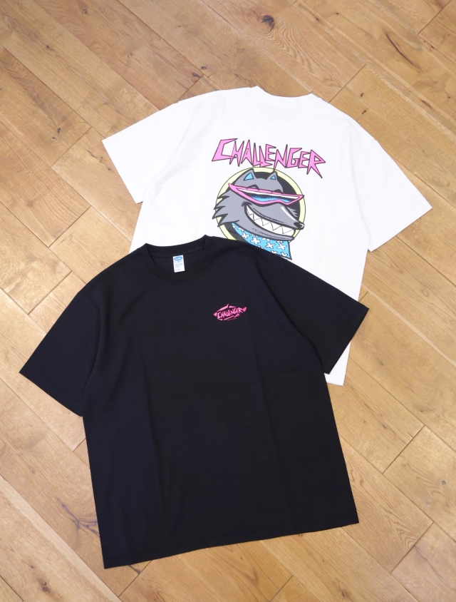 CHALLENGER  　「NEON WOLF TEE」　プリント ティーシャツ