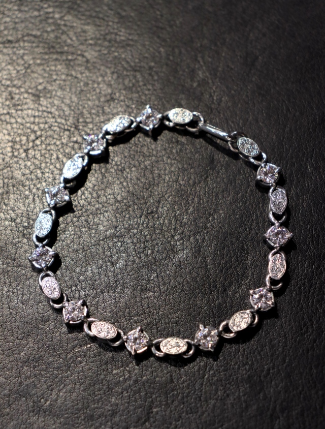 アクセサリー ANTIDOTE Engraved Cutstone Link Bracelet ANTIDOTE Engraved Cutstone Link Bracelet