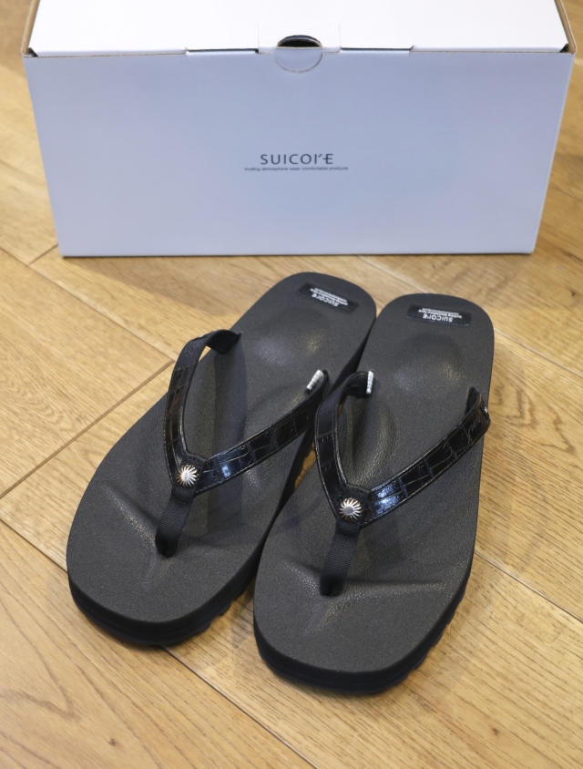 DELUXE x SUICOKE 　「DELUXE x SUICOKE TONO」　サンダル