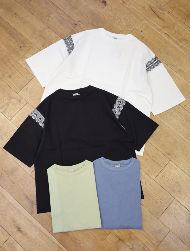 CALEE　　「NATIVE PATTERN RIB FOOT BALL TEE」　　ドロップショルダーフットボールティーシャツ