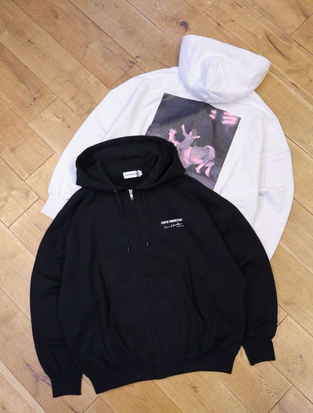 COOTIE　「Print Sweat Zip Hoodie (Pink 14)」　スウェットジップフーディー