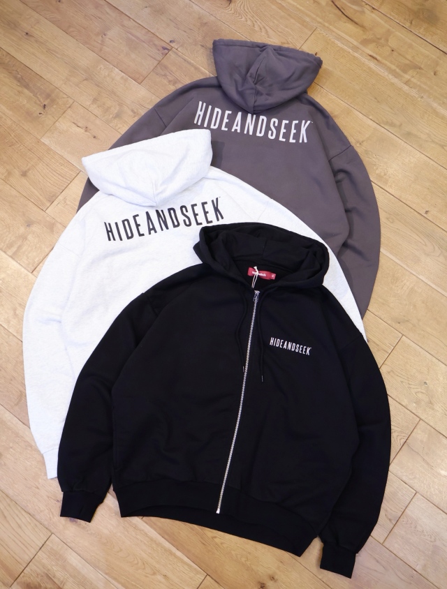 Hide and Seek　「Logo Zip Hooded Sweat Shirt（26ss）」　ジップアップ スウェットフーディー