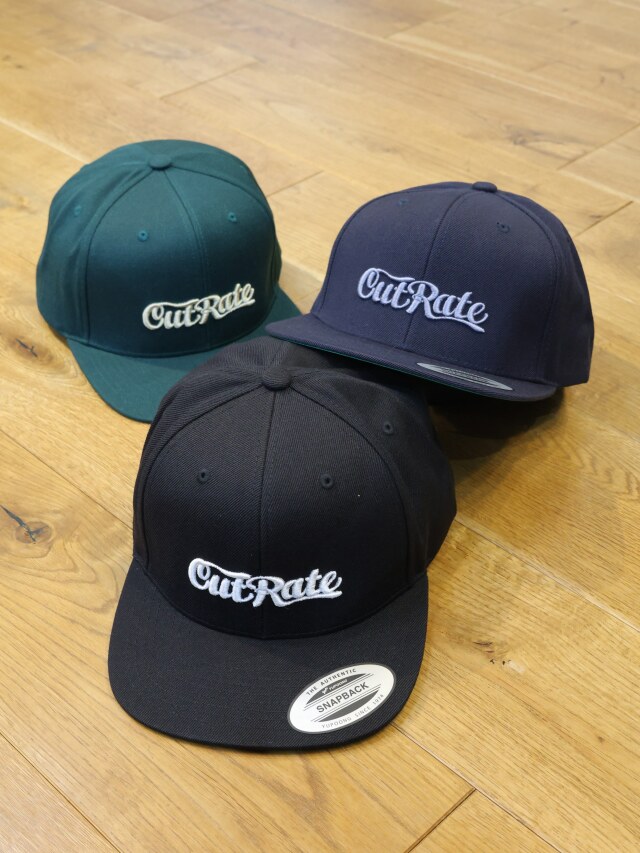 CUT RATE 　「CUTRATE LOGO EMBORIDERY B.B CAP」　スナップバック ベースボールキャップ