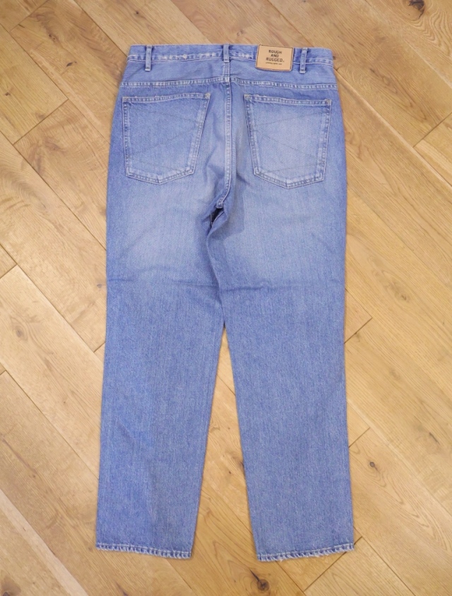ROUGH AND RUGGED 「CROWN」 ウォッシュ加工 テーパードデニムパンツ 