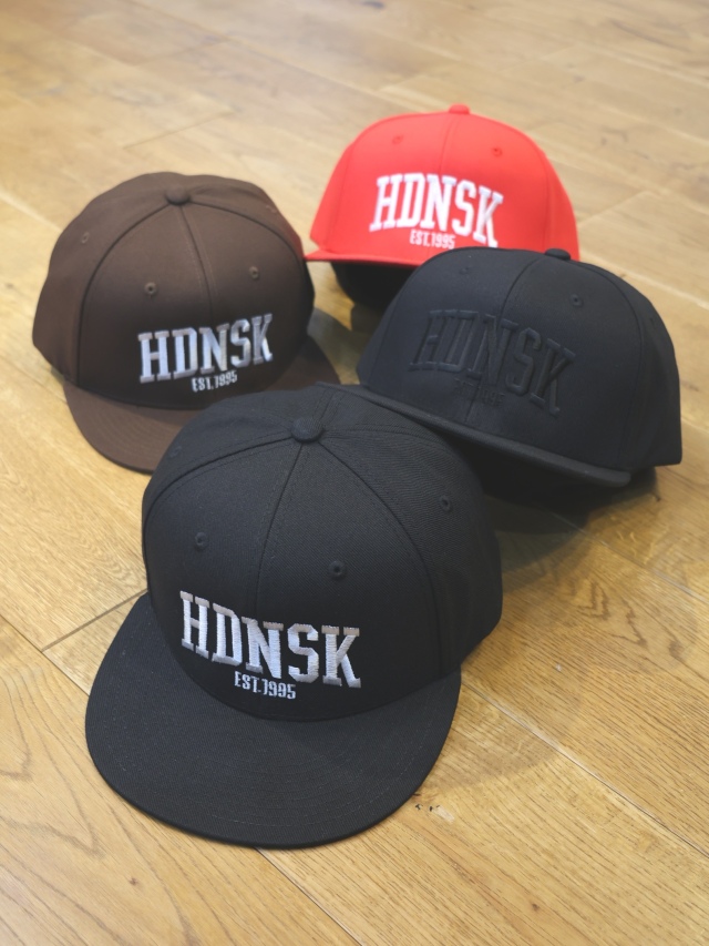 Hide and Seek 「College Baseball CAP（26aw）」　６パネル ベースボールキャップ