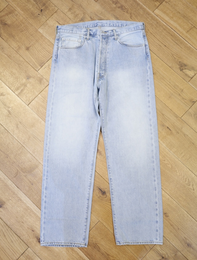 MINE 　「Worker Straight Blue Jeans」　ウォッシュ加工 5ポケットデニムパンツ〈BLUE〉