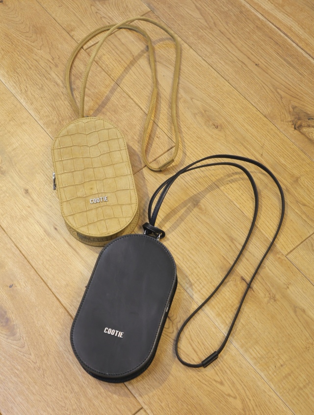 COOTIE　　「Leather Pill Bag」　　レザー ピルバッグ