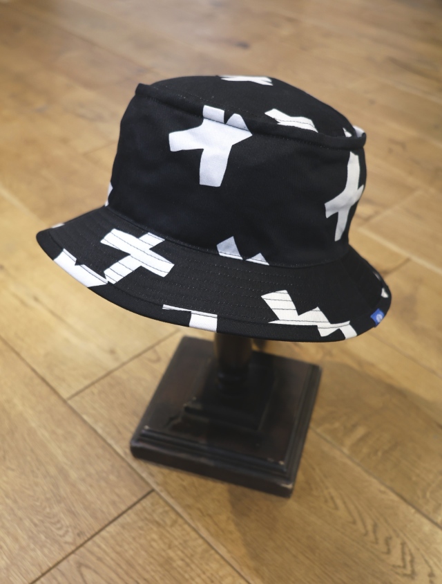 CHALLENGER　「CROSS HAT」　バケットハット