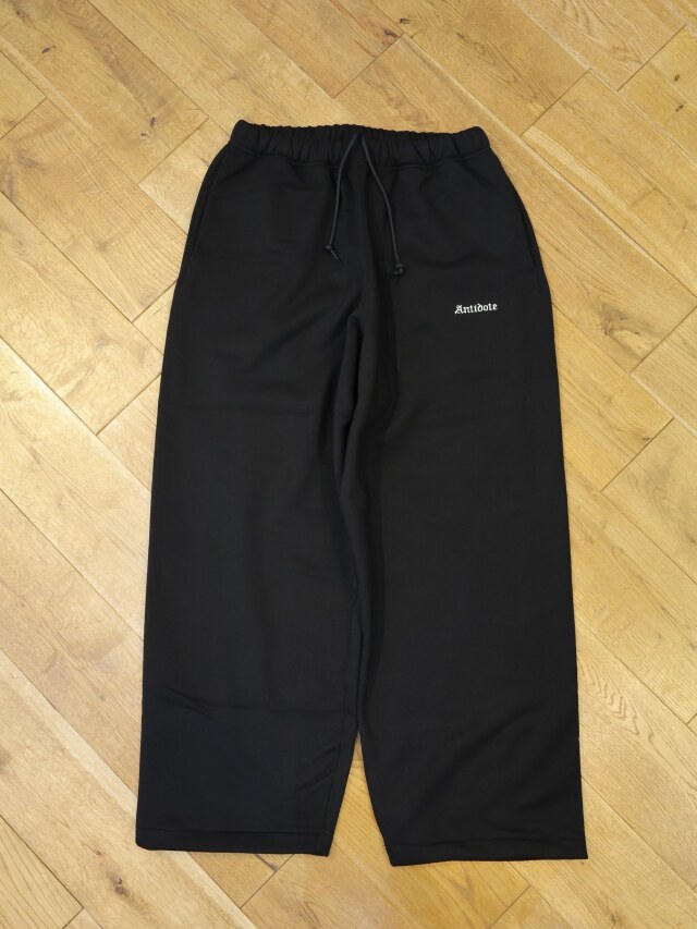 ANTIDOTE BUYERS CLUB　「ASIC Wide Easy Sweat Pants」　ワイド スウェットイージーパンツ