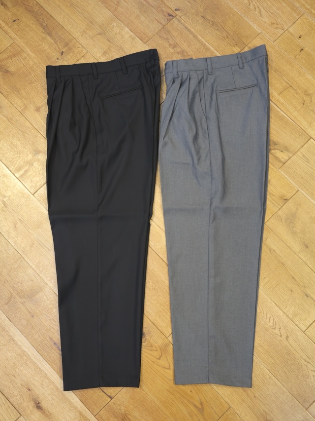 Hide and Seek　「Pleated Trouser（26aw）」　タック トラウザーパンツ