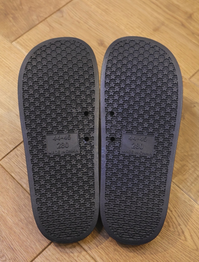 PORKCHOP GARAGE SUPPLY 「BAR&SHIELD SANDALS」 サンダル