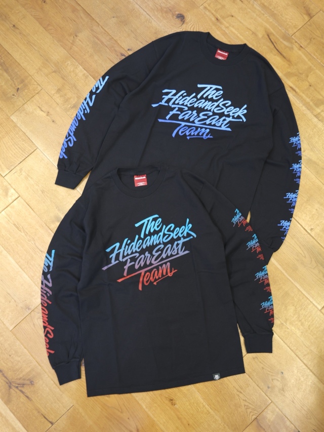 Hide and Seek　「Gradation L/S Tee（FRONT）」　プリントロングスリーブティーシャツ