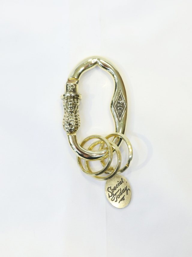 Peanuts&Co　「PEANUTS CARABINER BRASS」　カラビナ