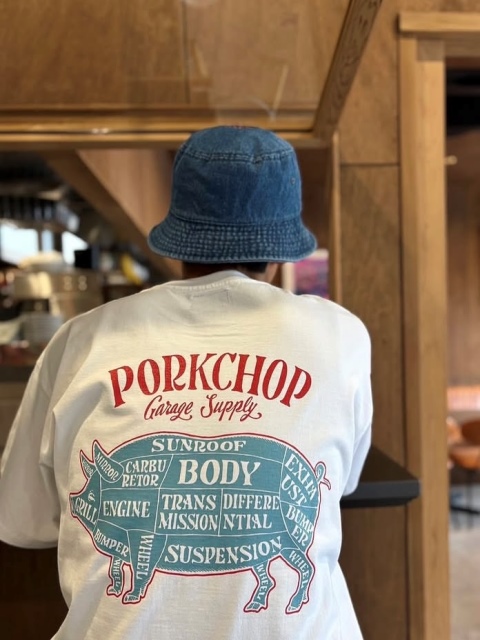 PORKCHOP GARAGE SUPPLY 「PORK BACK TEE」 プリントティーシャツ