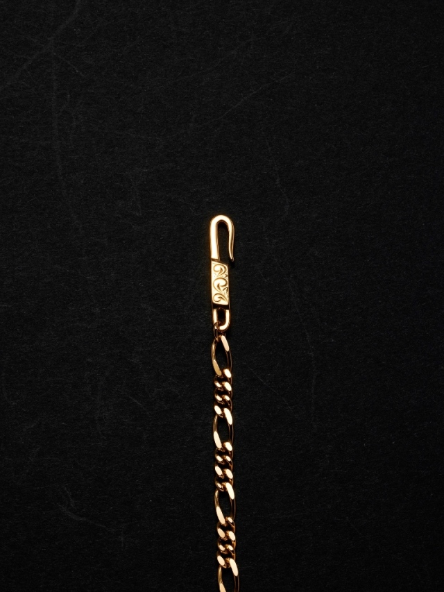 ANTIDOTE BUYERS CLUB 「 Figaro Narrow Chain 」 18K製 ペンダント 
