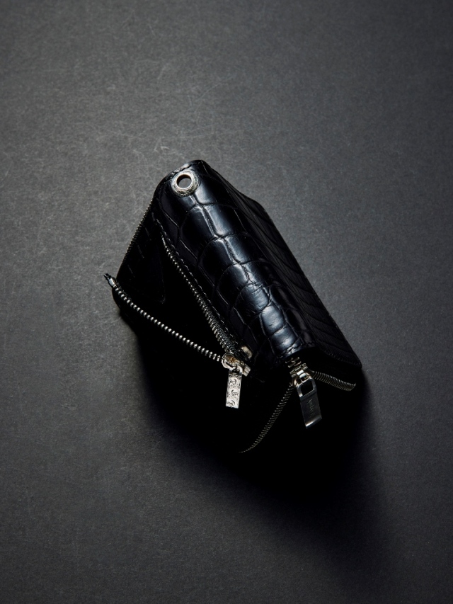 ANTIDOTE BUYERS CLUB 「Round Zip Compact Wallet (Black
