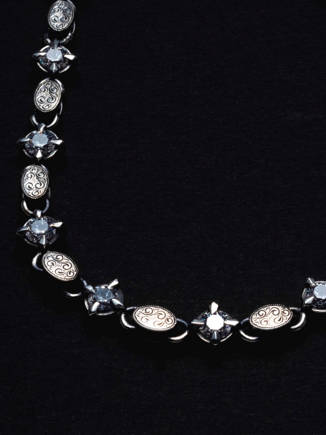 ANTIDOTE BUYERS CLUB 「 Engraved Cutstone Link Bracelet