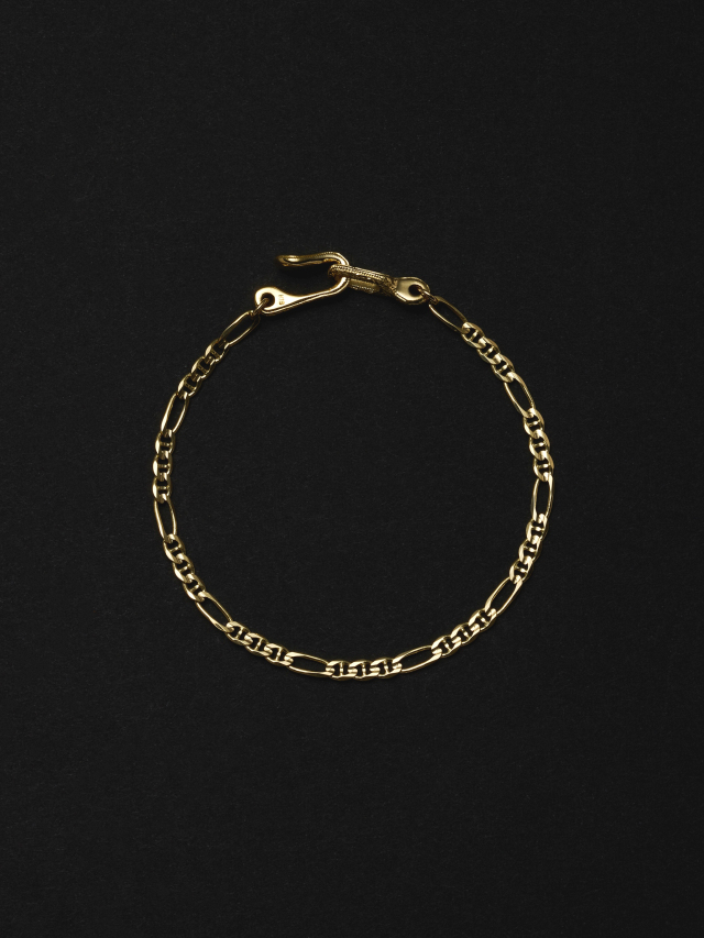 ANTIDOTE BUYERS CLUB　　「Stud Link Figaro Narrow Chain Bracelet」　　K18製 ブレスレット