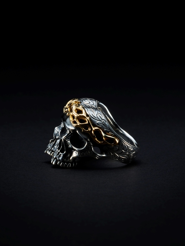 LOVE＆HATE silver１８Kスカルリング【2〜3号程度】 LOVE＆HATE silver18Kスカルリング【2〜3号程度】 LOVE＆HATE