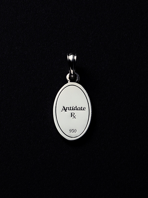 ANTIDOTE   Engraved Plate Pendant クロスセット巾着は付属しないので