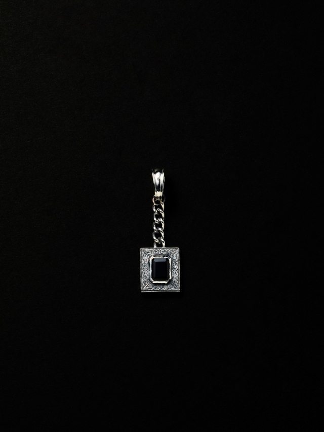 ANTIDOTE BUYERS CLUB 「Engraved Gemstone Pendant」 SILVER950製