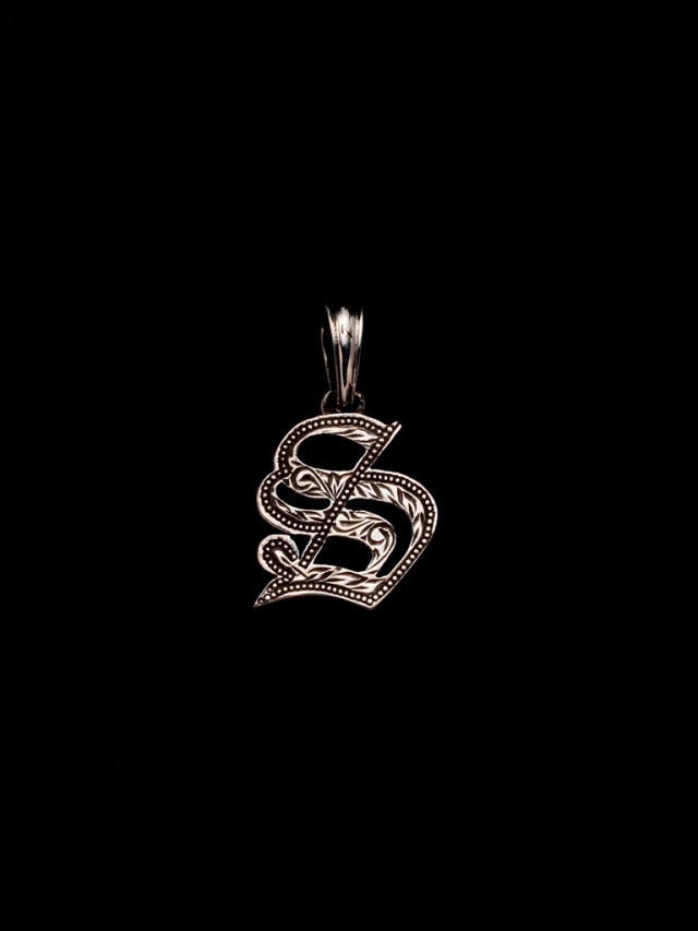 美品 ANTIDOTE BUYERS CLUB silver950 415P▲ ANTIDOTE BUYERS CLUB 「Engraved Square Cross Pendant