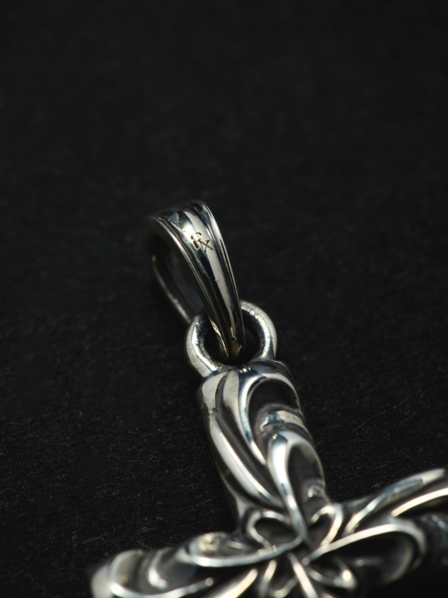 ANTIDOTE BUYERS CLUB 「Ornament Cross Pendant」 SILVER950製