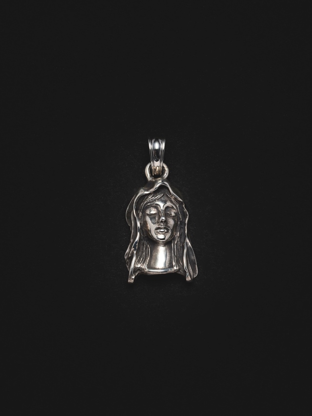 ANTIDOTE BUYERS CLUB　　「Solid Back Mary Small Pendant」　　SILVER950製 ペンダントトップ