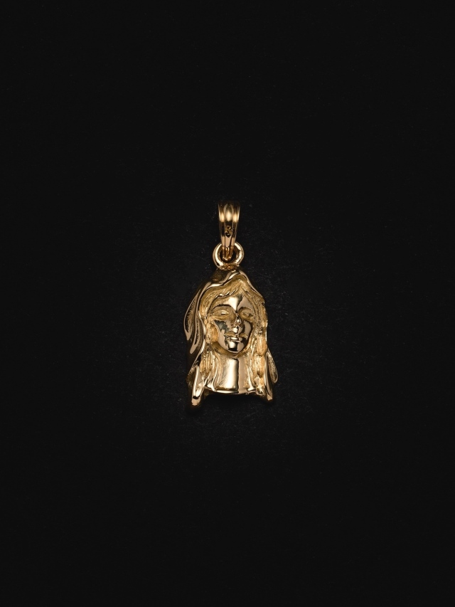 ANTIDOTE BUYERS CLUB　　「Solid Back Mary Small Pendant」　　K18製 ペンダントトップ