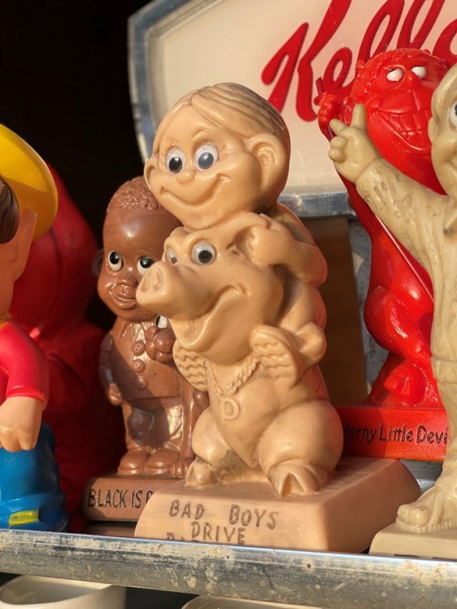 PORKCHOP GARAGE SUPPLY 「PORK RUG」 ラグマット