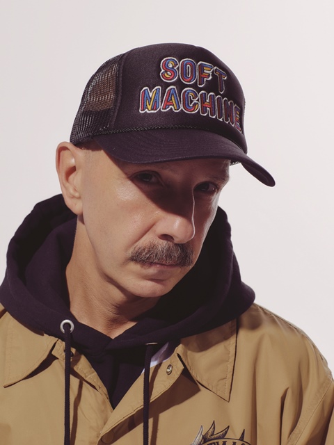 M&M メッシュキャップ M&M CUSTOM PERFORMANCE - MESH CAP (BLACK/WHITE) / ロゴ プリント